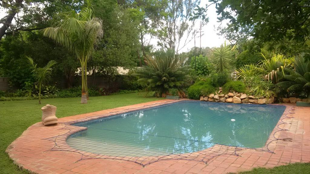 Hillside Manor Hotel Bulawayo Luaran gambar