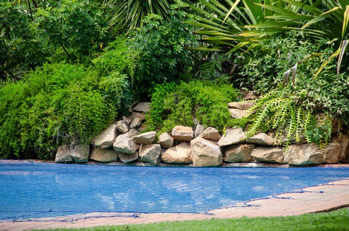 Hillside Manor Hotel Bulawayo Luaran gambar