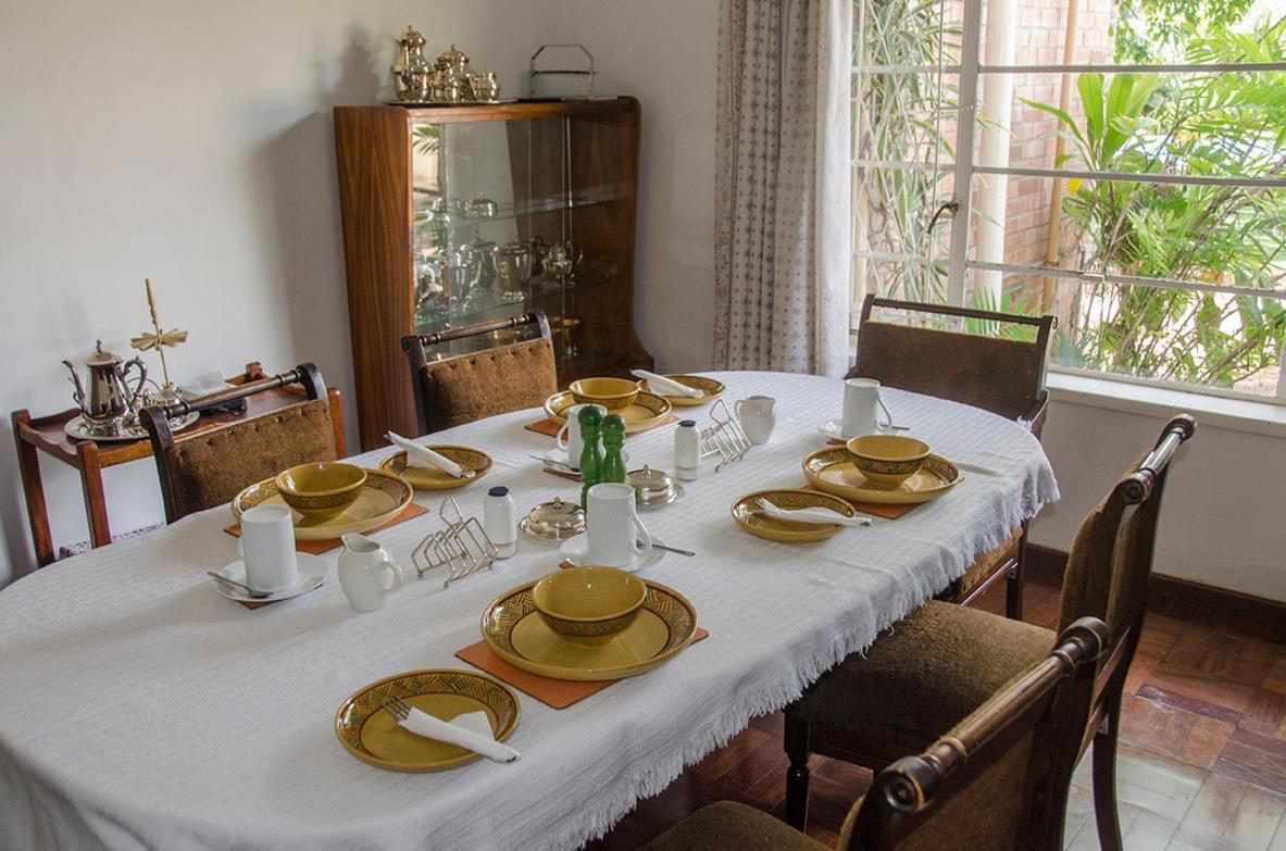 Hillside Manor Hotel Bulawayo Luaran gambar